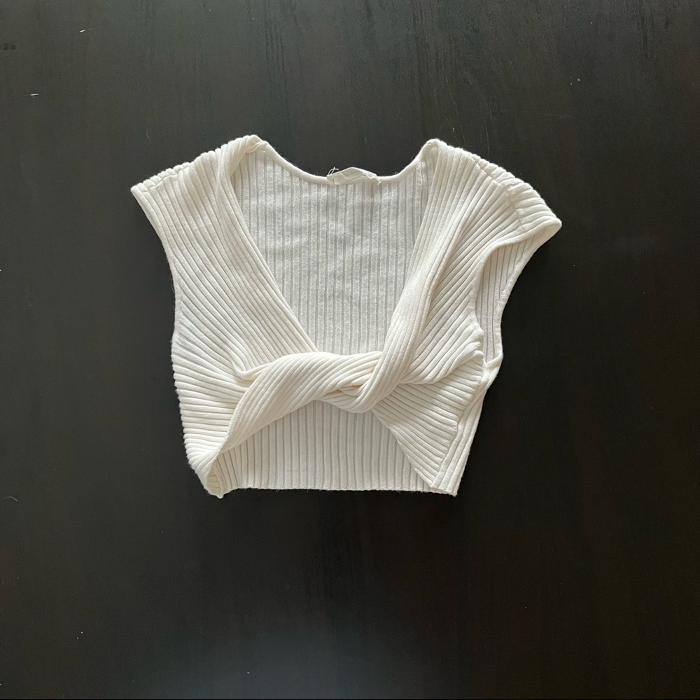 UO Cream cropped twist top